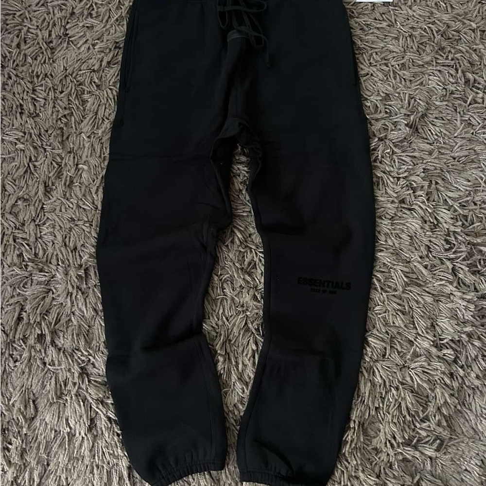 Fear of God Essentials SS22 Sweatpants Stretch Limo Black 100% Authentic SIZE M
